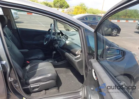 2013 Honda Fit Sport z USA, uszkodzony, nr VIN JHMGE8H56DC060852